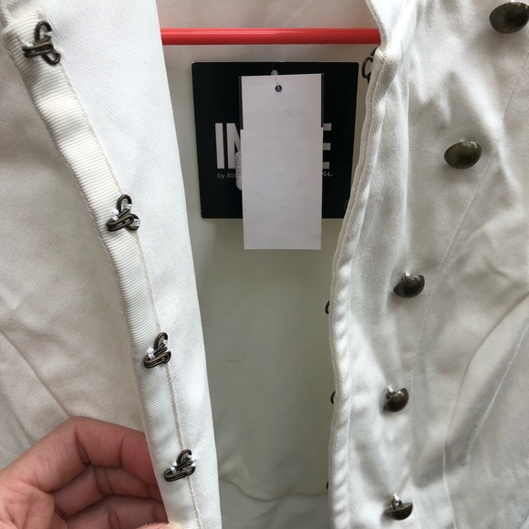 In Awe crop jacket - Picture 2 of 6